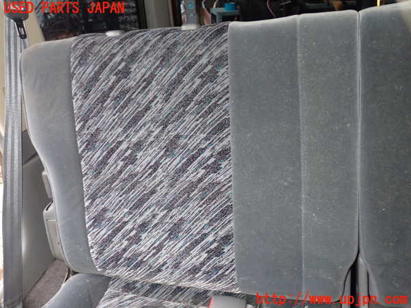 1UPJ-31837145]ランクルプラド(KZJ78W)右2列目シート 中古_m0002.jpg