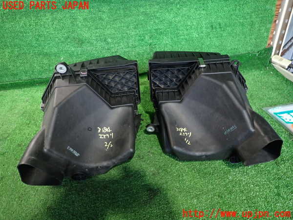 2UPJ-31842560]BMW M5(NB50)(E60)エアクリーナーボックス 中古_m0005.jpg