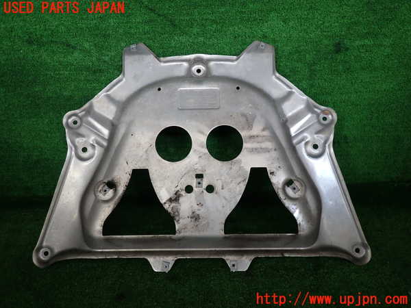 2UPJ-31842170]BMW M5(NB50)(E60)エンジンアンダーカバー 中古_m0001.jpg