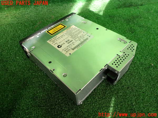 2UPJ-31846505]BMW M5(NB50)(E60)CDチェンジャー 中古_m0002.jpg
