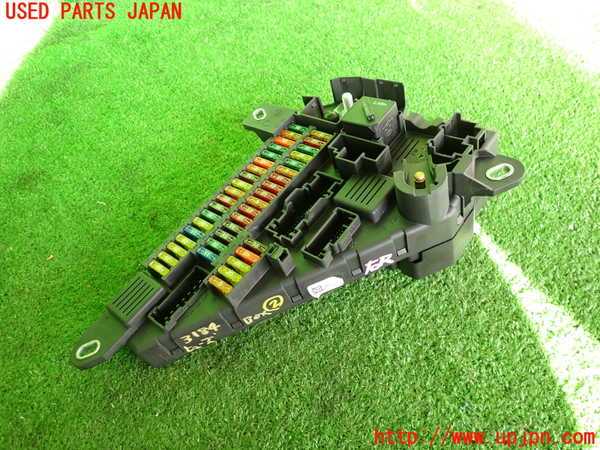 2UPJ-31846742]BMW M5(NB50)(E60)ヒューズボックス2 中古_m0001.jpg