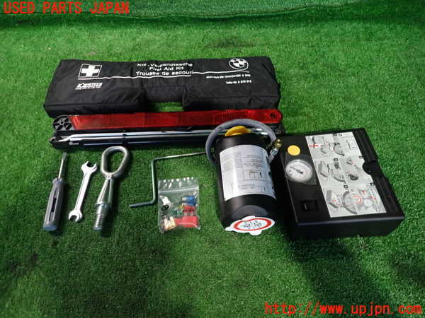 2UPJ-31847805]BMW M5(NB50)(E60)車載工具 中古_m0001.jpg