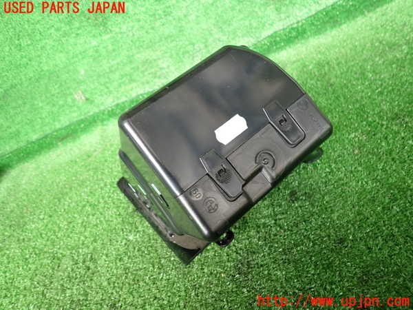 2UPJ-31847841]BMW M5(NB50)(E60)小物入れ1 中古_m0004.jpg