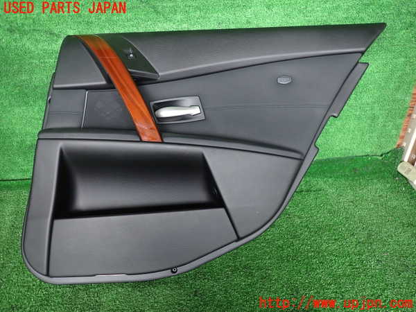 2UPJ-31841294]BMW M5(NB50)(E60)右後ドア内張り 中古_m0001.jpg