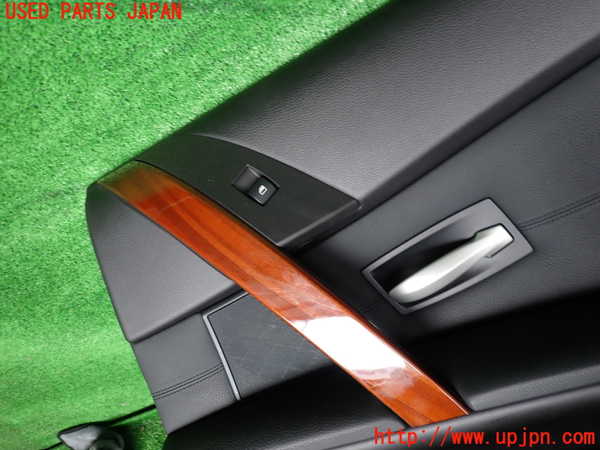 2UPJ-31841294]BMW M5(NB50)(E60)右後ドア内張り 中古_m0002.jpg