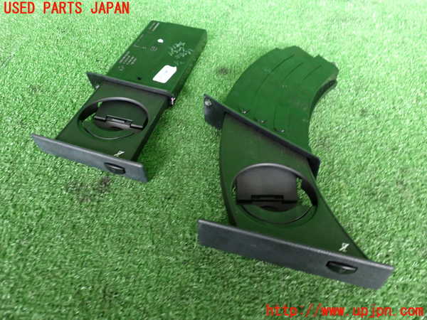 2UPJ-31847810]BMW M5(NB50)(E60)ドリンクホルダー 中古_m0002.jpg