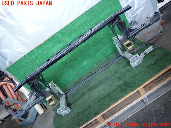 2UPJ-31851041]BMW 523i(XG20)コアサポート 中古 F10_m0002.jpg