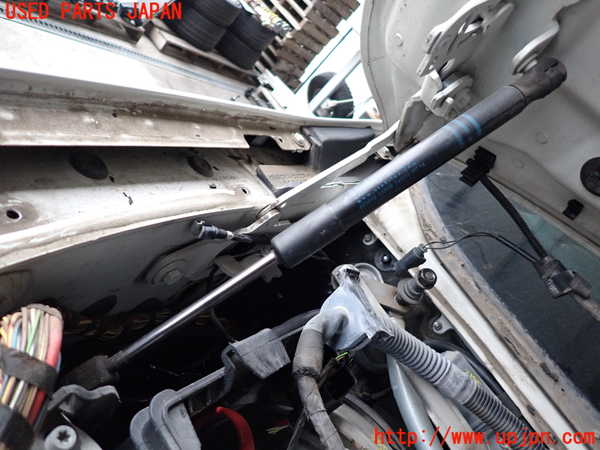 2UPJ-31851068]BMW 523i(XG20)ボンネットダンパー 中古 F10_m0001.jpg