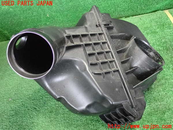 2UPJ-31852560]BMW 523i(XG20)エアクリーナーボックス 中古 F10_m0001.jpg