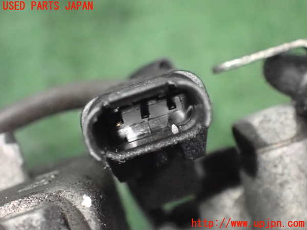 2UPJ-31856025]BMW 523i(XG20)エアコンコンプレッサー 中古 F10_m0004.jpg