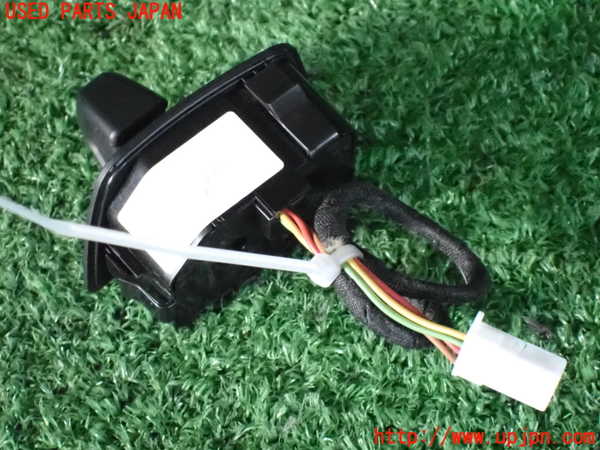 2UPJ-31856307]BMW 523i(XG20)スイッチ2 中古 F10_m0002.jpg