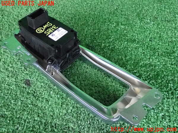 2UPJ-31856310]BMW 523i(XG20)スイッチ5 (パーキング) 中古 F10_m0002.jpg