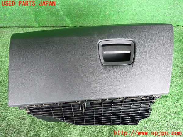 2UPJ-31857516]BMW 523i(XG20)グローブボックス1 中古 F10_m0001.jpg