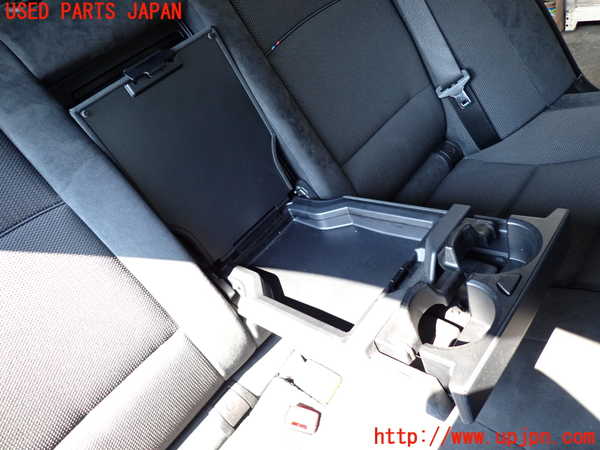 2UPJ-31857385]BMW 523i(XG20)リアシート 中古 F10_m0004.jpg