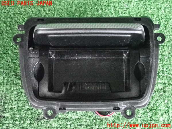 2UPJ-31857821]BMW 523i(XG20)灰皿1 中古 F10_m0002.jpg