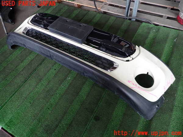 2UPJ-31861010]BMW ミニ(MINI)クーパーD(XN15M)フロントバンパー 中古 (F56)_m0002.jpg