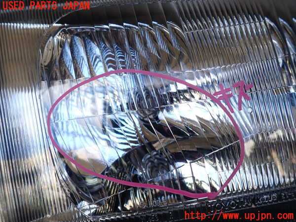 1UPJ-31871130]ハイエースワゴン100系(KZH100G)右ヘッドライト ハロゲン 中古_m0002.jpg