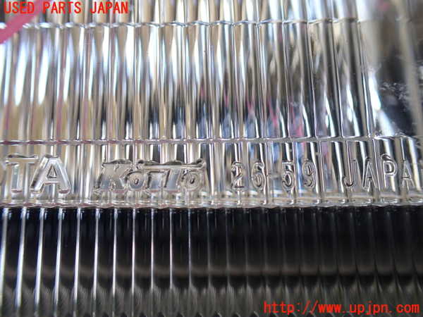 1UPJ-31871130]ハイエースワゴン100系(KZH100G)右ヘッドライト ハロゲン 中古_m0004.jpg