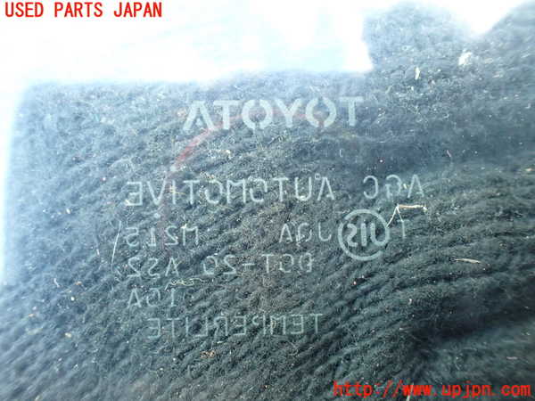 1UPJ-31871370]ハイエースワゴン100系(KZH100G)右サイドセンターガラス 中古 AGC M215_m0003.jpg