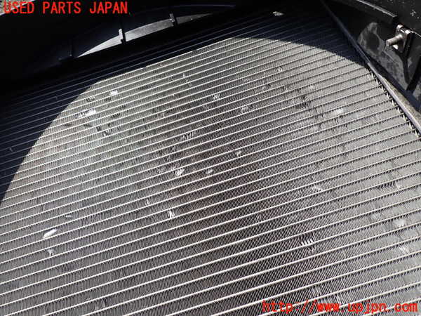 1UPJ-31872321]ハイエースワゴン100系(KZH100G)ラジエーター1 中古_m0003.jpg