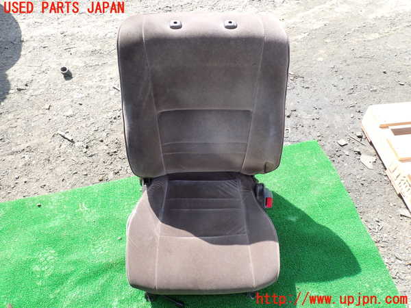 1UPJ-31877035]ハイエースワゴン100系(KZH100G)運転席シート 中古_m0001.jpg