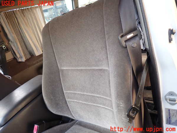1UPJ-31877065]ハイエースワゴン100系(KZH100G)助手席シート 中古_m0002.jpg