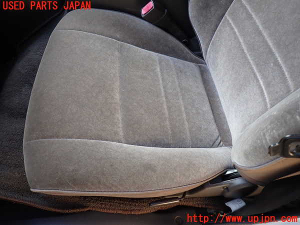 1UPJ-31877065]ハイエースワゴン100系(KZH100G)助手席シート 中古_m0003.jpg