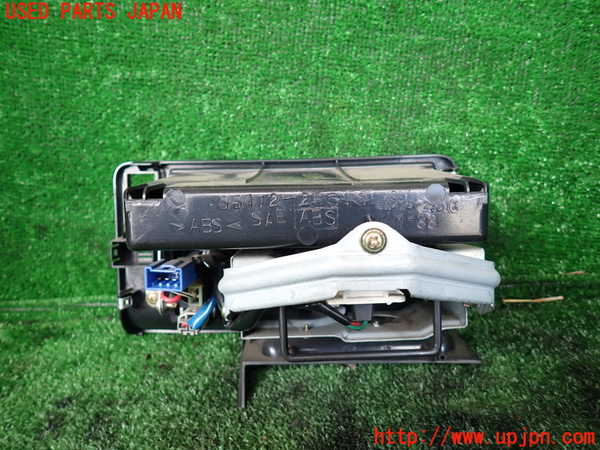 1UPJ-31877841]ハイエースワゴン100系(KZH100G)小物入れ1 中古_m0003.jpg
