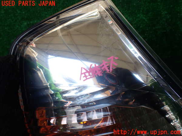 1UPJ-31881150]グランドハイエース(VCH10W)右コーナーランプ 中古_m0002.jpg