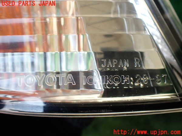 1UPJ-31881150]グランドハイエース(VCH10W)右コーナーランプ 中古_m0004.jpg