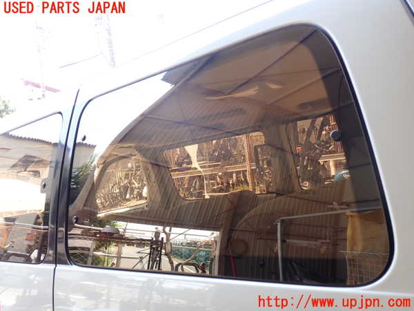 1UPJ-31881382]グランドハイエース(VCH10W)左クォーターガラス M2A45 中古_m0001.jpg