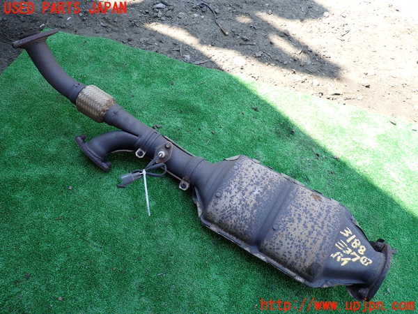 1UPJ-31882661]グランドハイエース(VCH10W)触媒1 中古_m0001.jpg