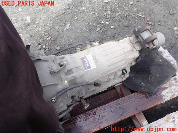 1UPJ-31883010]グランドハイエース(VCH10W)ミッション AT 5VZ-FE 中古_m0001.jpg