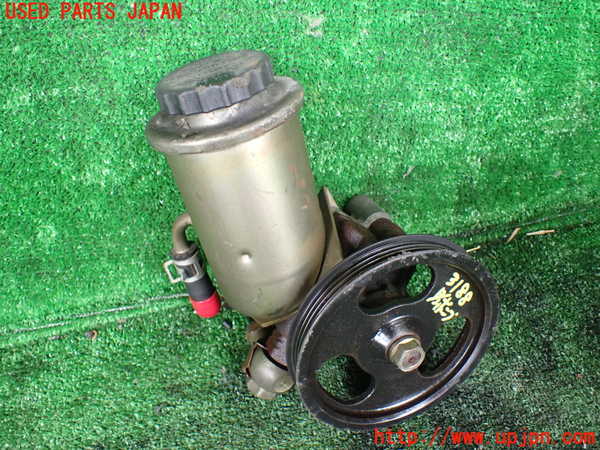 5UPJ-31884250]グランドハイエース(VCH10W)パワステポンプ 中古_m0001.jpg