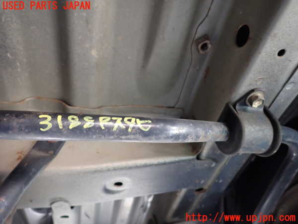 1UPJ-31885445]グランドハイエース(VCH10W)リアスタビライザー 中古_m0001.jpg