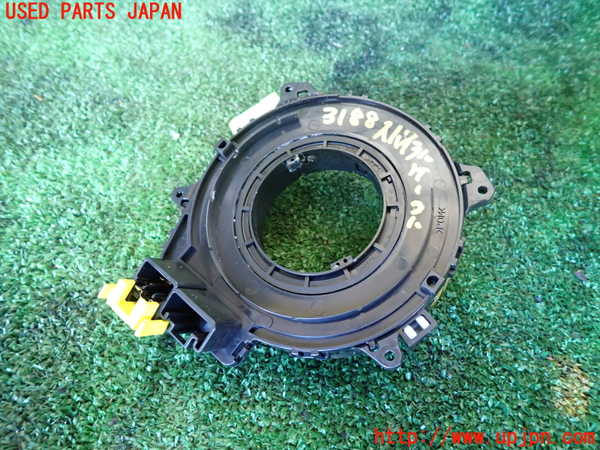 5UPJ-31886800]グランドハイエース(VCH10W)スパイラルケーブル(リール) 中古_m0002.jpg