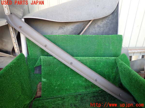 1UPJ-31887771]グランドハイエース(VCH10W)ラゲッジトレイ1 中古_m0001.jpg