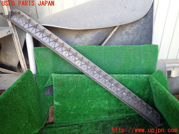 1UPJ-31887771]グランドハイエース(VCH10W)ラゲッジトレイ1 中古_m0002.jpg