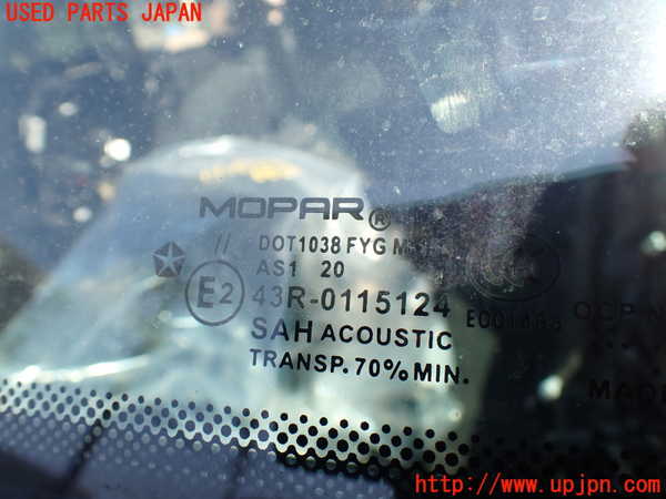 1UPJ-31891195]ジープ・ラングラー アンリミテッド(JL36L)フロントガラス 中古 MOPAR  M154 43R-0115124_m0003.jpg