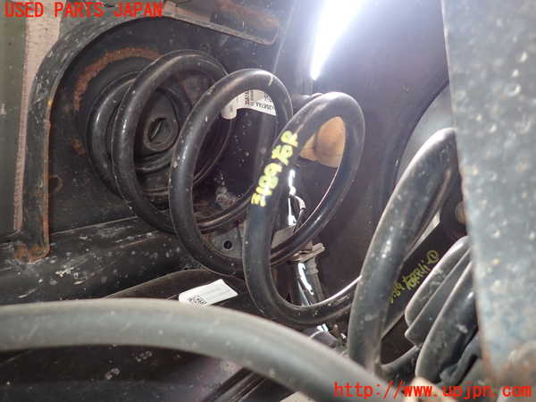 1UPJ-31895100]ジープ・ラングラー アンリミテッド(JL36L)右リアスプリング 中古_m0001.jpg