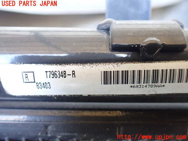 5UPJ-31896031]ジープ・ラングラー アンリミテッド(JL36L)エアコンコンデンサー1 中古_m0003.jpg