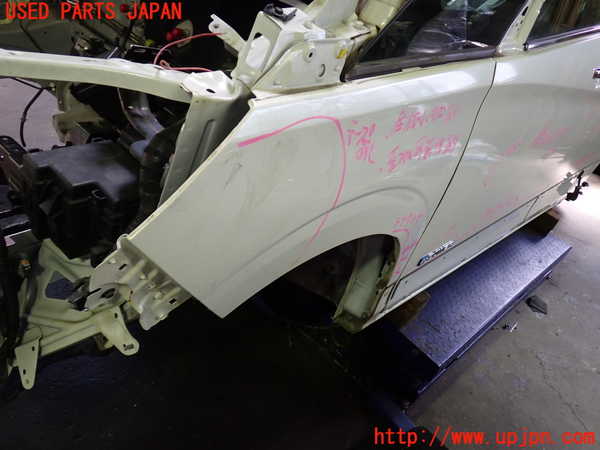 1UPJ-31901082]セレナ e-POWER(HFC27)左前フェンダー 中古_m0002.jpg