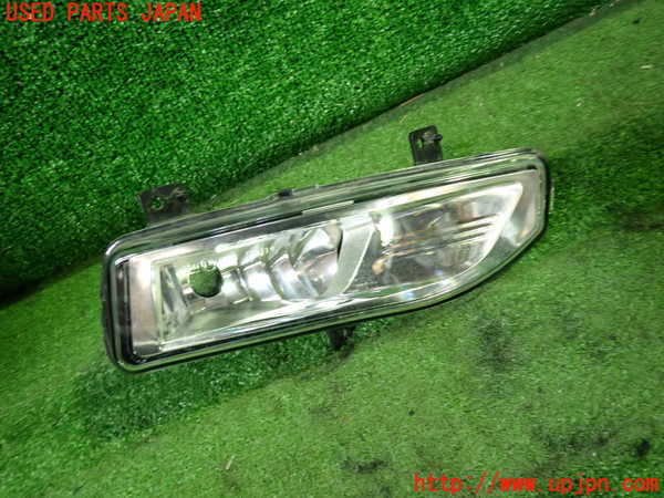 1UPJ-31901180]セレナ e-POWER(HFC27)右フォグ 中古_m0001.jpg