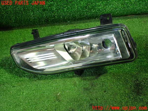 5UPJ-31901182]セレナ e-POWER(HFC27)左フォグ 中古_m0001.jpg