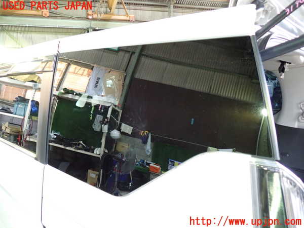1UPJ-31901382]セレナ e-POWER(HFC27)左クォーターガラス M262 中古_m0001.jpg