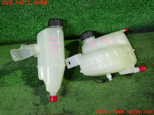 5UPJ-31902410]セレナ e-POWER(HFC27)ラジエータータンク 中古_m0001.jpg