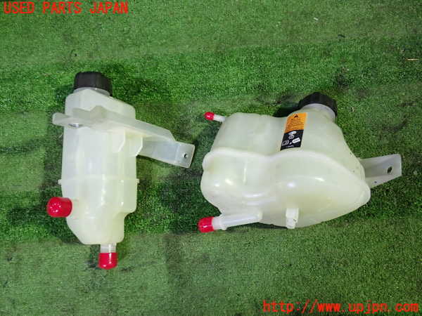 5UPJ-31902410]セレナ e-POWER(HFC27)ラジエータータンク 中古_m0002.jpg