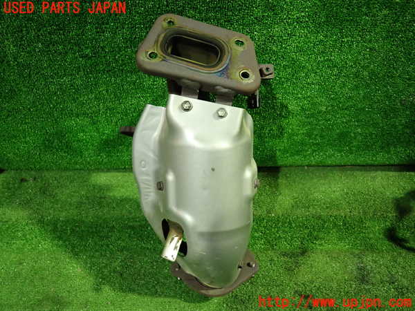 1UPJ-31902661]セレナ e-POWER(HFC27)触媒1 中古_m0002.jpg