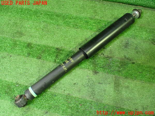 1UPJ-31905070]セレナ e-POWER(HFC27)右リアショックアブソーバー 中古_m0001.jpg