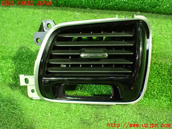 1UPJ-31907526]セレナ e-POWER(HFC27)エアコン吹き出し口1 (右) 中古_m0001.jpg